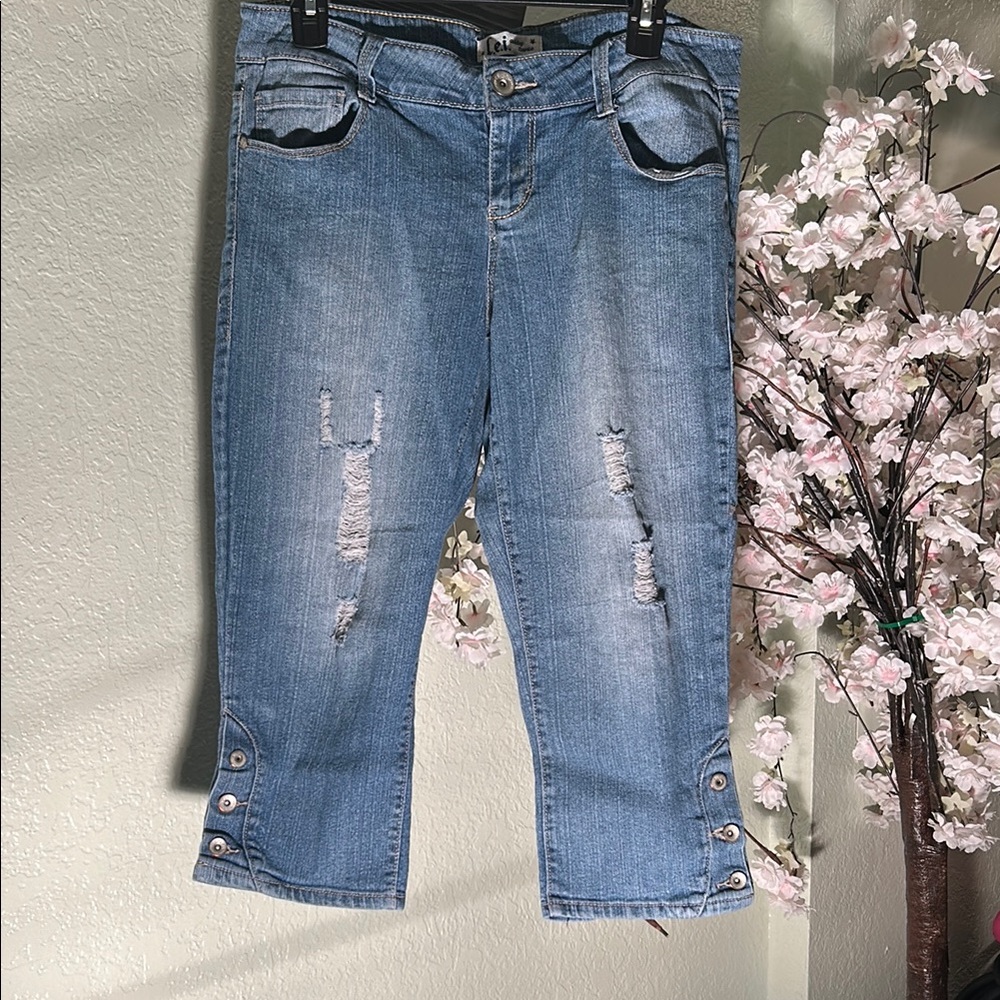 Lei Blue Cropped Distressed Ankle Jeans